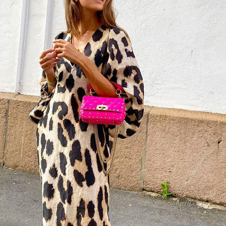 Long V-Neck Loose Balloon Sleeve Leopard Dress