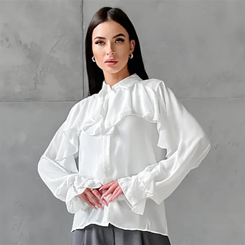 Camicia alla moda da donna con volant dal design minimalista