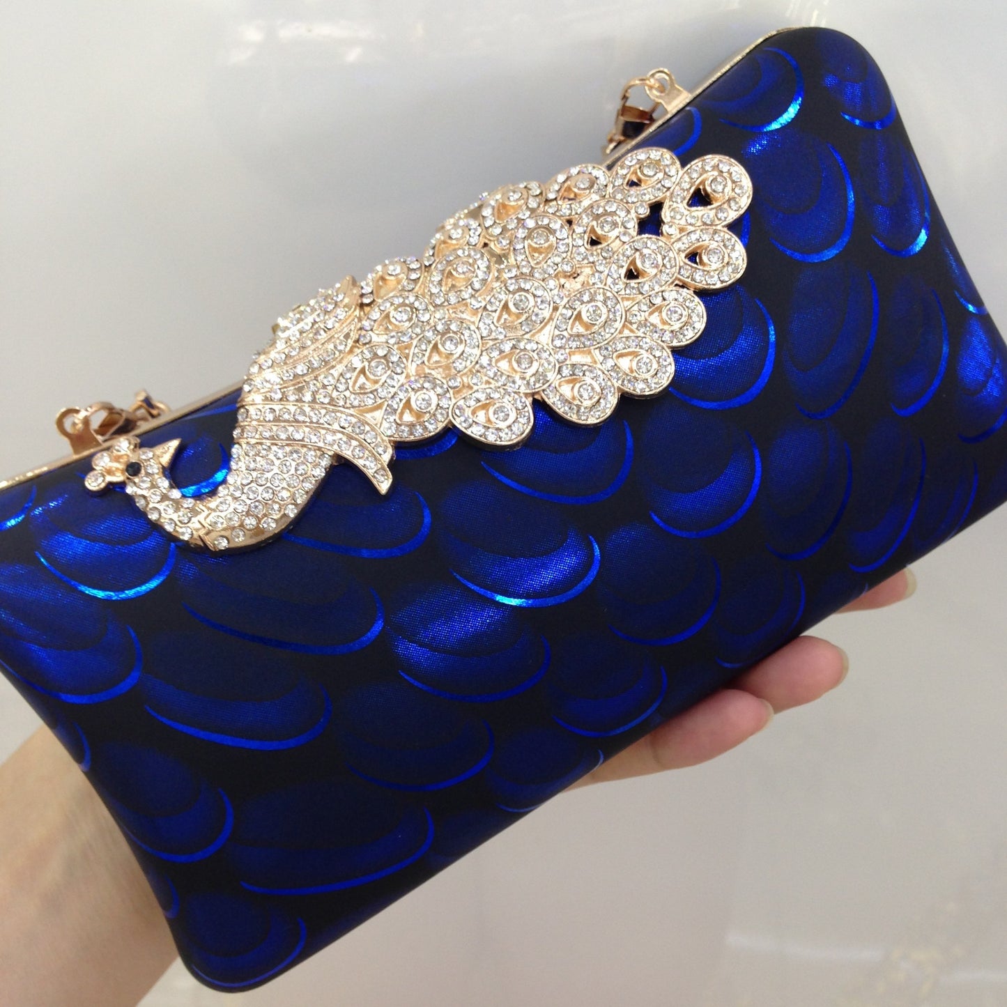 Diamond-encrusted Peacock Leather Dinner Bag Magic Color