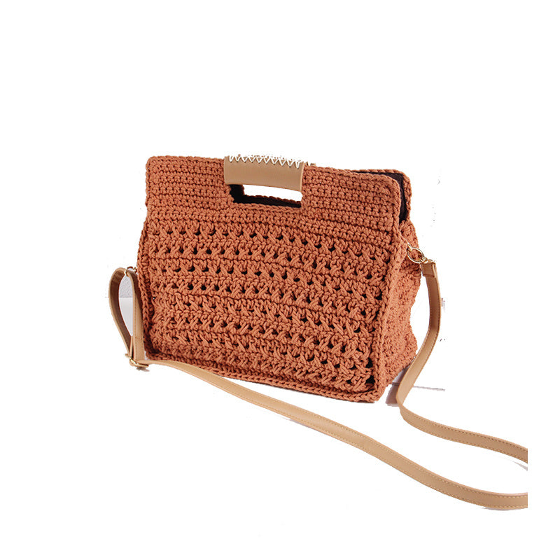 New One-shoulder portable Diagonal Autumn And Winter Woven Bag