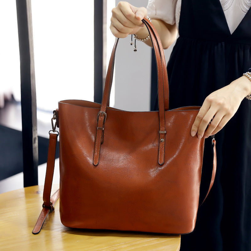 Simple Oil Wax Leather Shoulder Messenger Portable Tote Bag