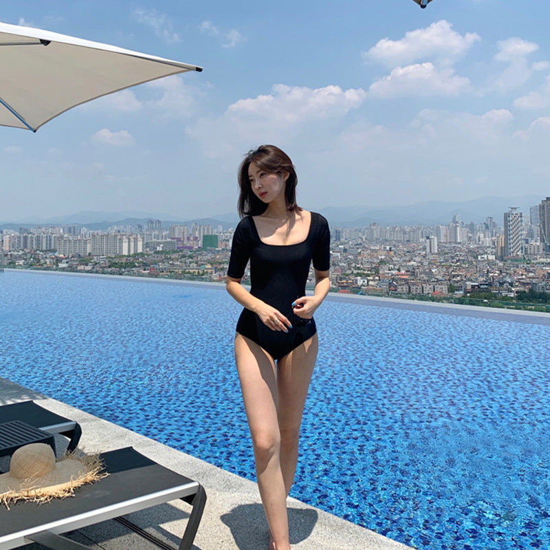 Simple Girl Black And White One-Piece Sexy Swimsuit Female Hot Spring Swimsuit