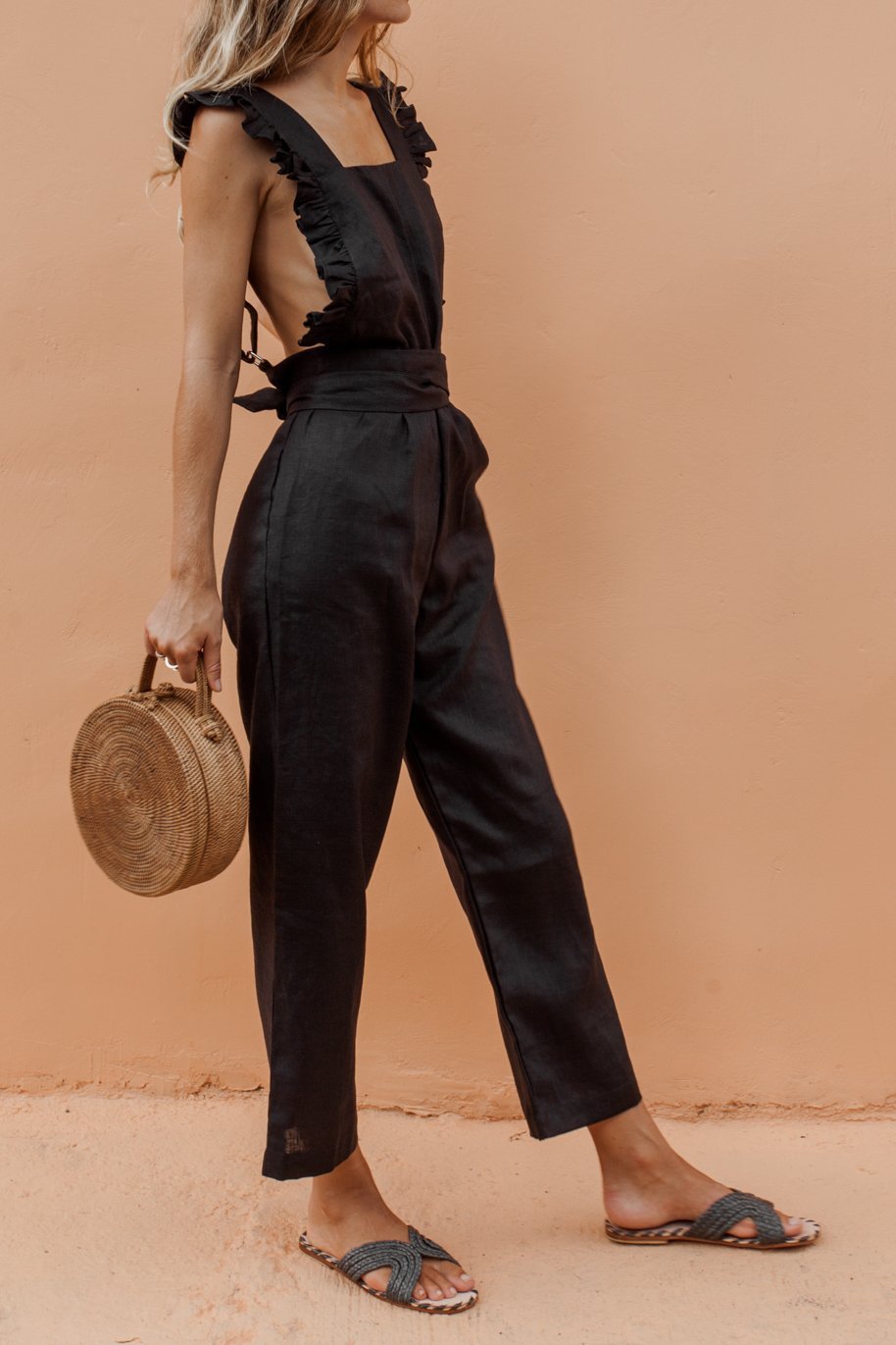 Sleeveless lace-up jumpsuit