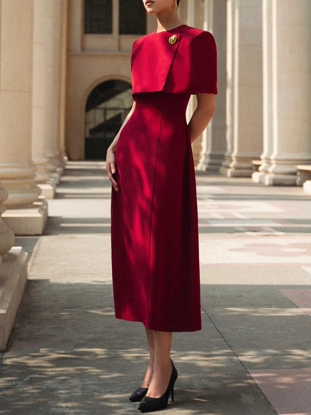 Elegant Solid Color Cape Dress