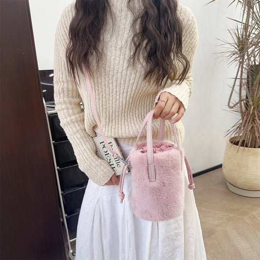 Mink-like Bucket Vintage Plush Hand Bag