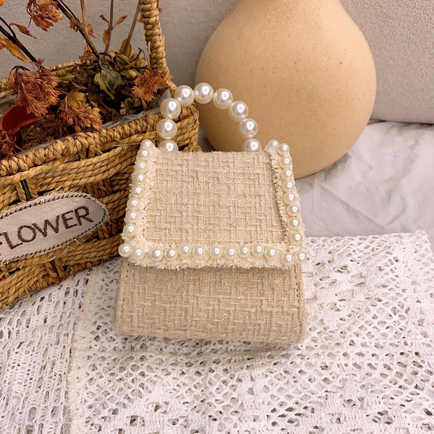 Bright PU Fashion Pearl Handbag Trendy Messenger Bag Female Bag