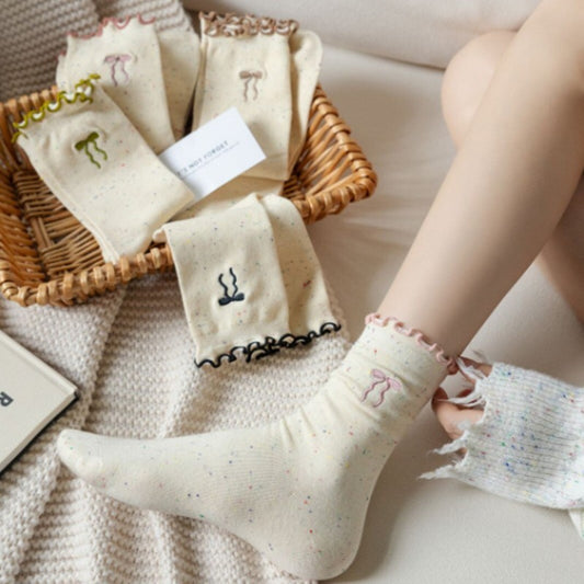 Women's Versatile Bow Wood Ear Edge Pile Socks