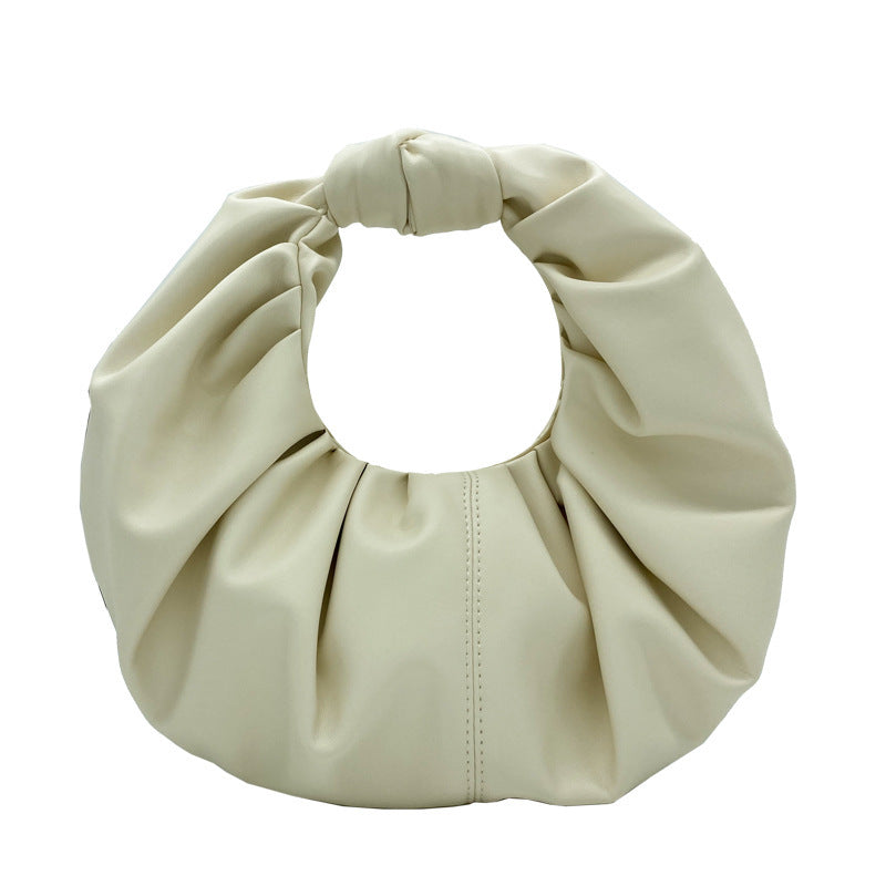 The Blogger Recommends The Ring To Hold The Cloud Horn Fold Bag