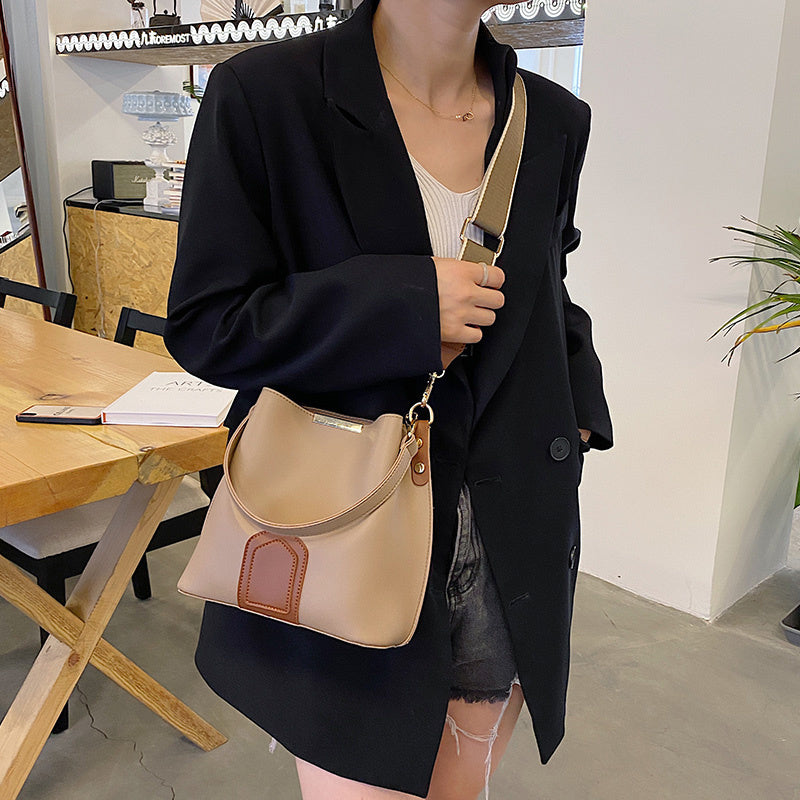 The New Trendy Style Shoulder Bag High-end Sense