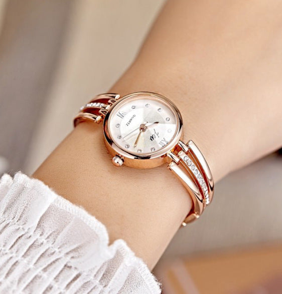 Round Watch Women's Rhinestone Steel Band Fashion Watch