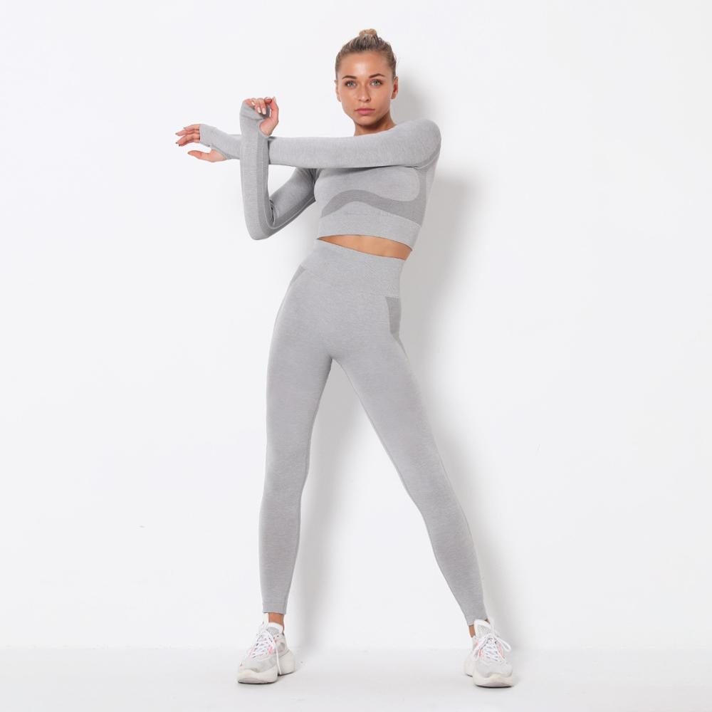 Seamless yoga sports suit women