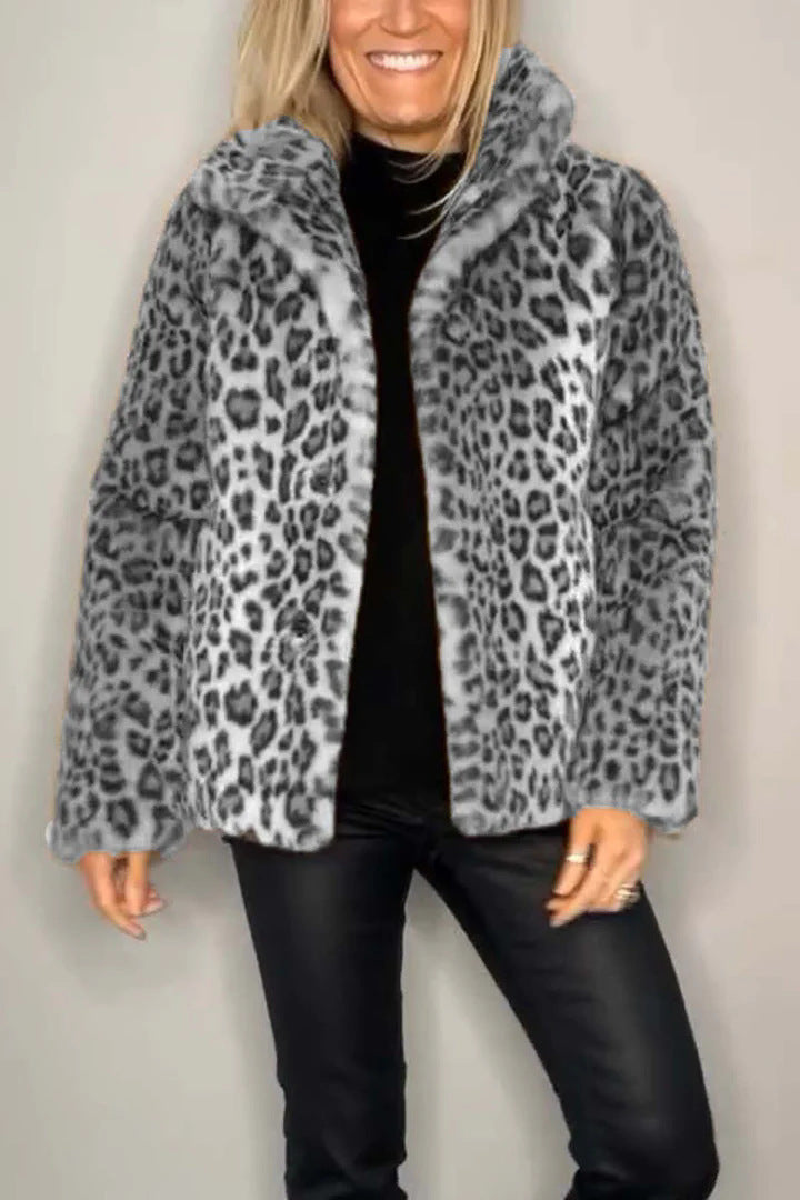 Winter New Women's Fashionable Leopard Print Lapel Faux Leather Woolen Top