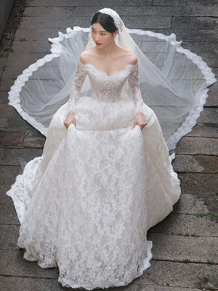 Off-shoulder Main Yarn Long Sleeve Trailing Lace Wedding Dress