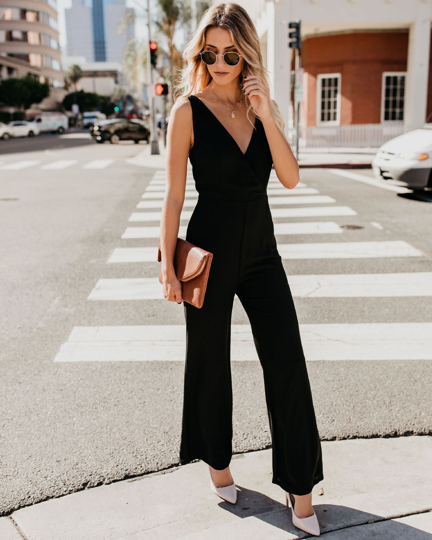 Sleeveless V-neck Halter Sling Jumpsuit