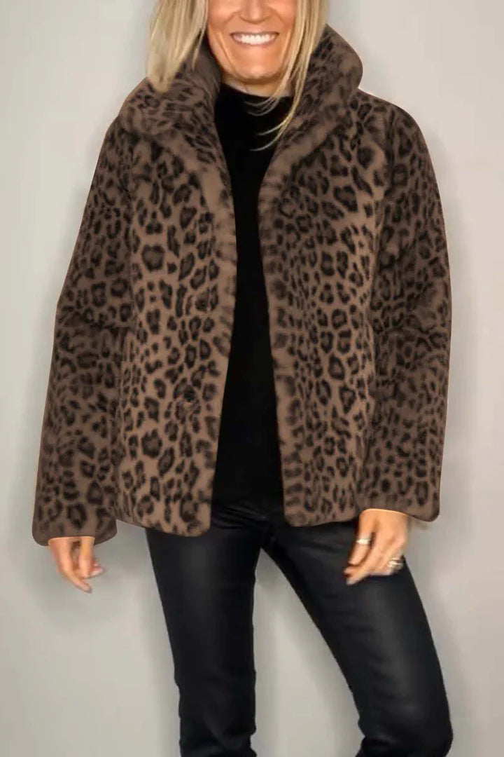 Winter New Women's Fashionable Leopard Print Lapel Faux Leather Woolen Top