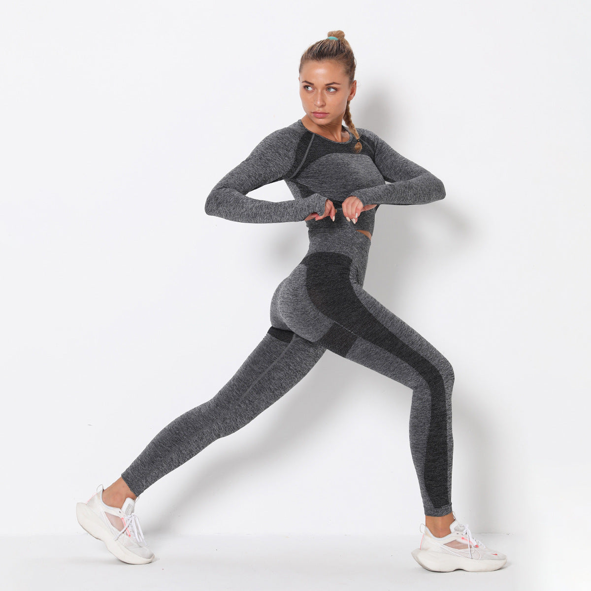 Seamless yoga sports suit women