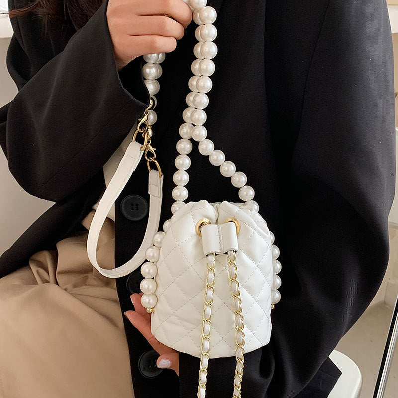 One-shoulder Messenger Bag Mini Pearl Chain Rhomboid Bucket