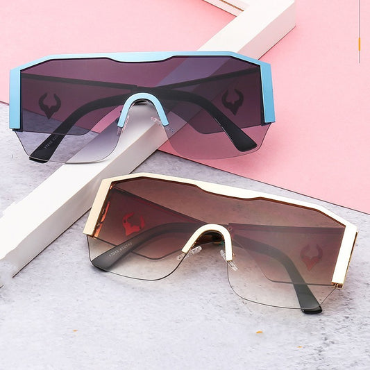 Large Frame One-piece Metal Sunglasses