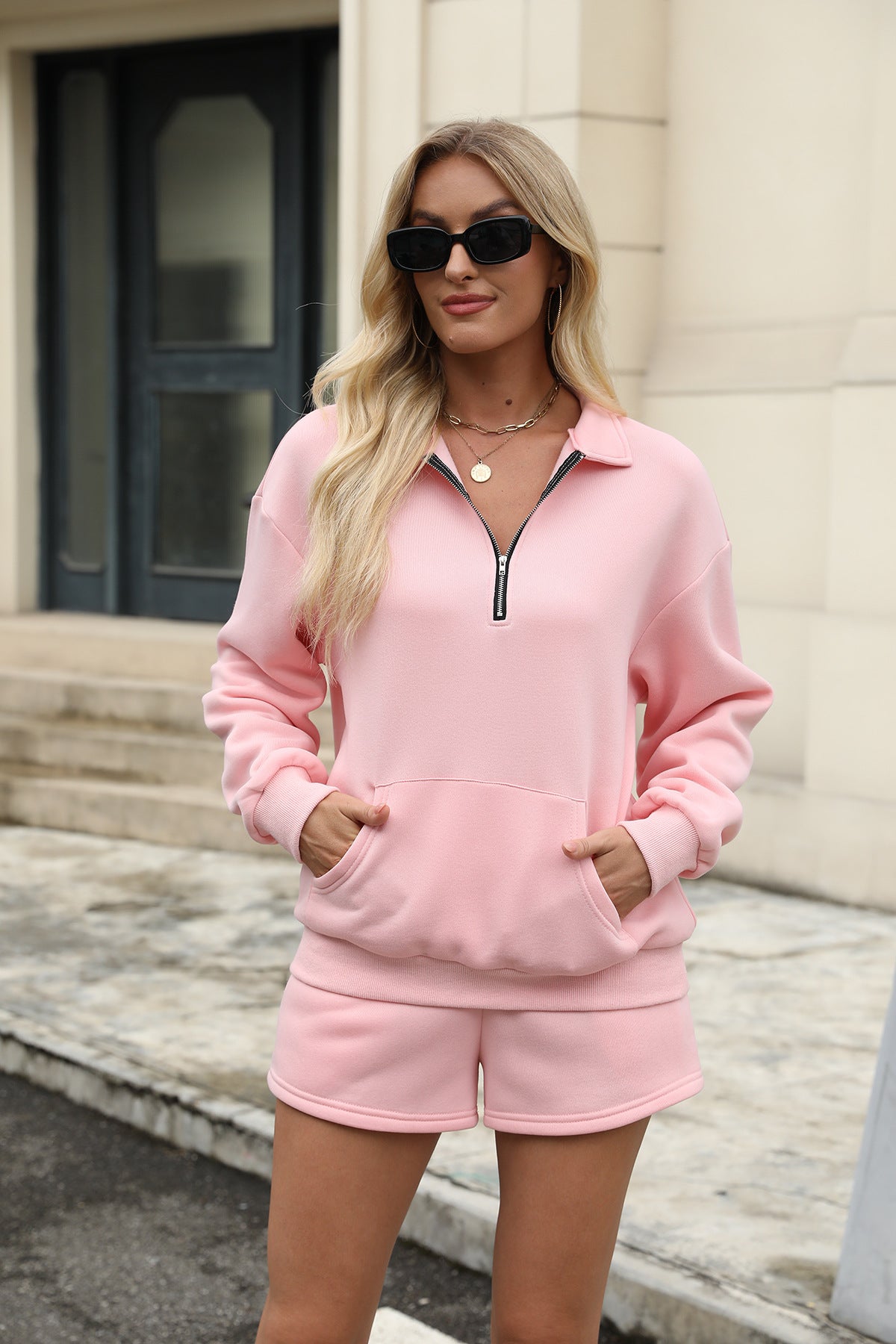 Lässige Sweatshirt -Anzüge Liter Reißverschluss Langarmis mit Taschen und elastischen Shorts Mode losen Sportarten Outfits Damenkleidung