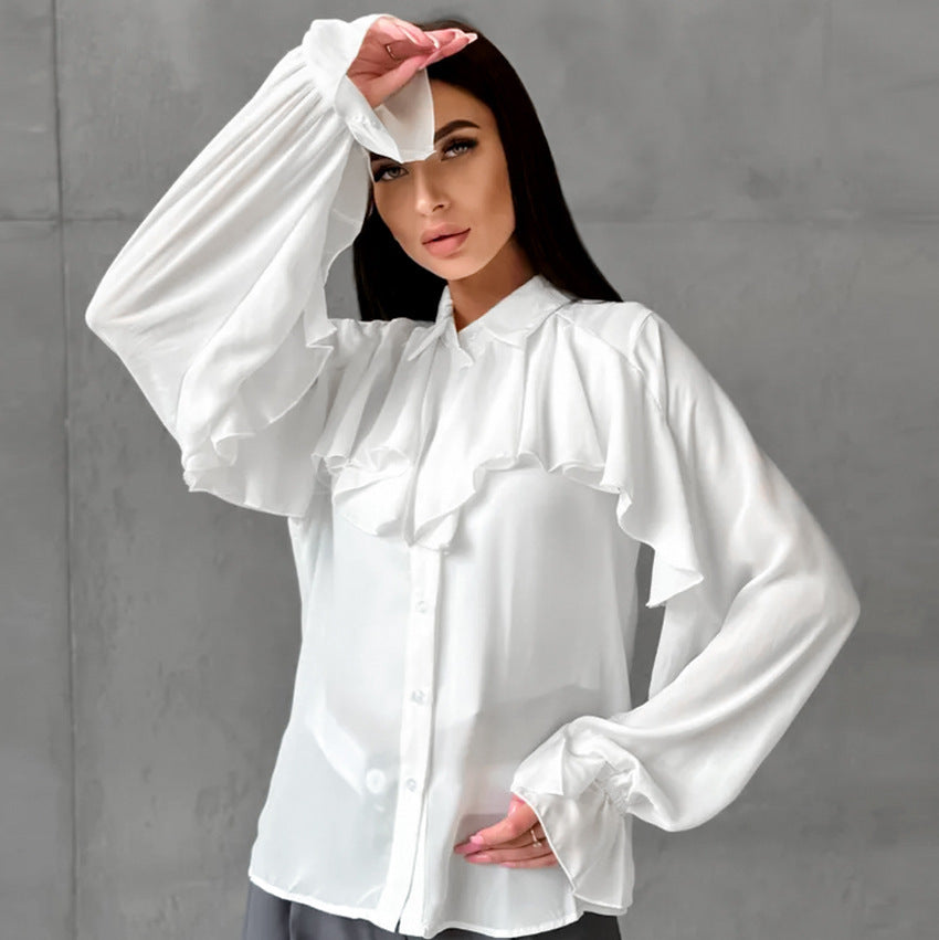 Camicia alla moda da donna con volant dal design minimalista